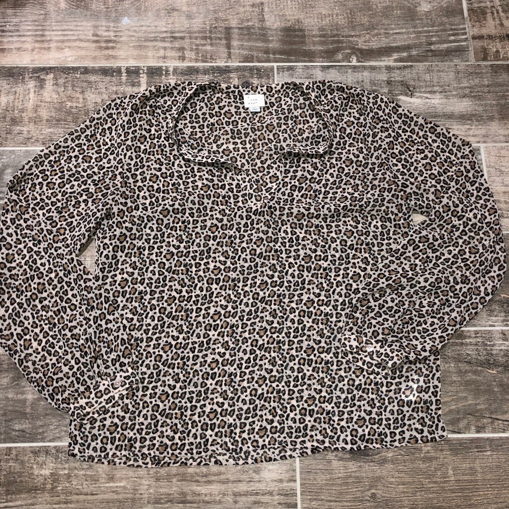 Women’s leopard top